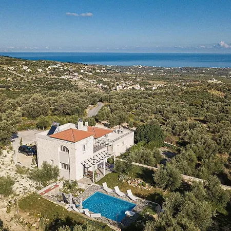 Komfort-villa Mit Privatem Pool